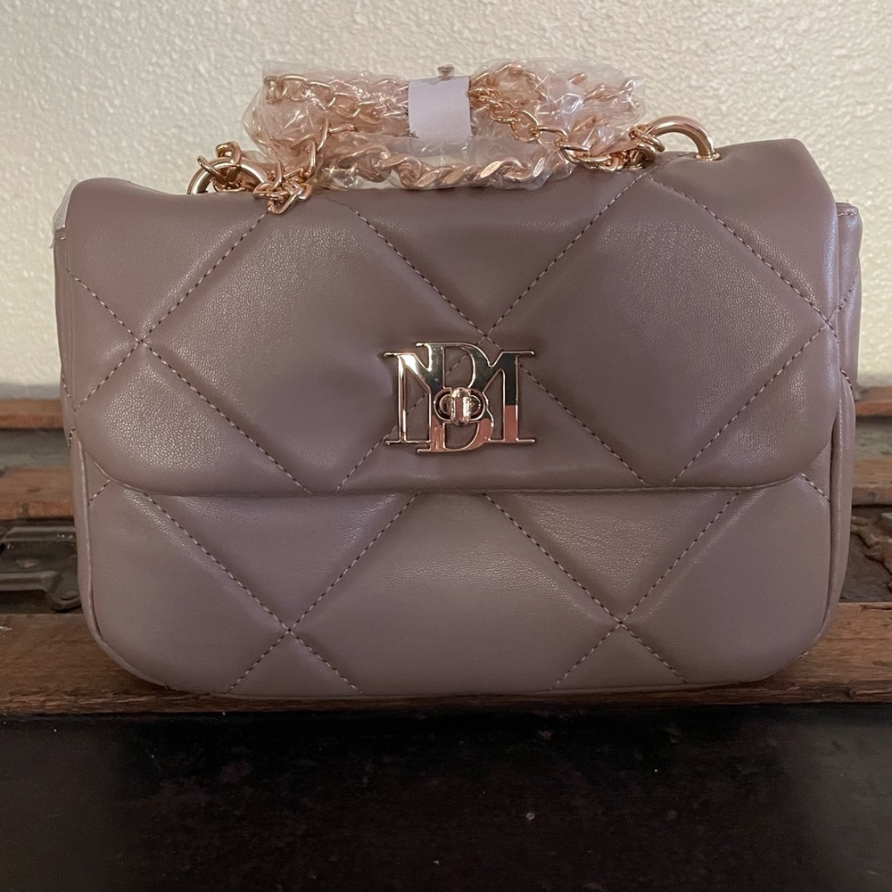 Badgley Mischka Small chain crossbody bag diamond quilting taupe vegan BNWT